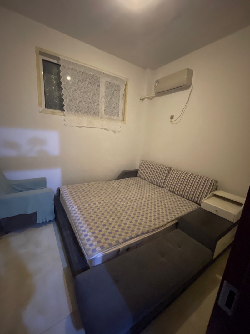 桃园街二中附近桃园街有一单元楼出租，学区房，水、电、暖、家具家电齐全，拎包即住，（第 4 张）