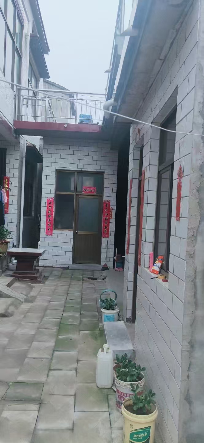 南关独家独院出租，临近学校  幼儿园  县城   交通便利，有需要随时联系（第 5 张）