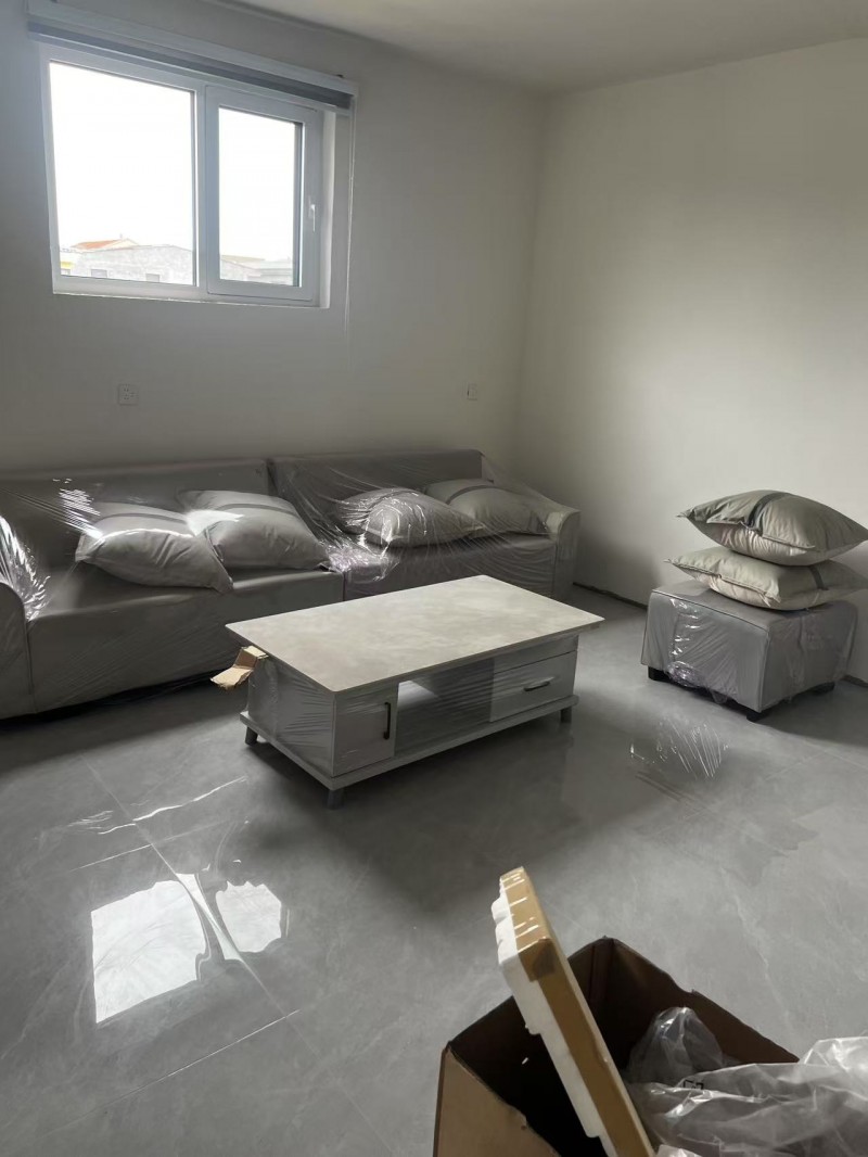 新建一套自建房一套，有三室两厅一厨一卫，有两室两厅一厨一卫，有独立小院，方便停车（第 6 张）