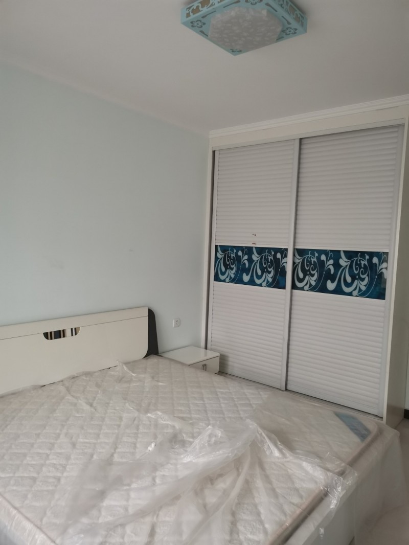 出租房屋 广平小学附近 家具齐全，水电方便 三室一厅一厨一卫 独立户型，拎包入住（第 3 张）