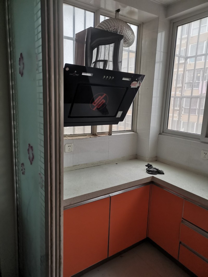 出租房屋 广平小学附近 家具齐全，水电方便 三室一厅一厨一卫 独立户型，拎包入住（第 4 张）