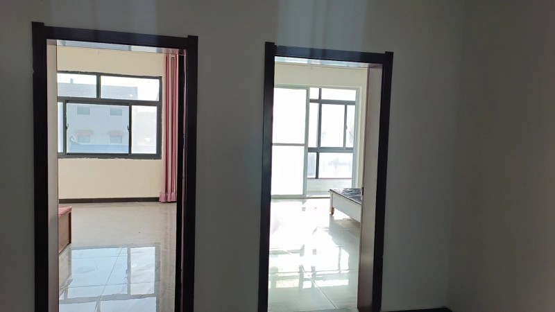 房屋出租：
临近广平县一中，二中，三中，实验一小，二小，四小等学校，上学方便，（第 3 张）