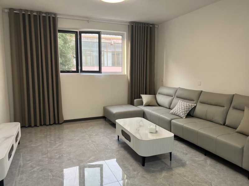 房屋出租：焦庄自建房出租，三室两厅一厨两卫，家具齐全，拎包入住。️地暖、空调。邻（第 3 张）