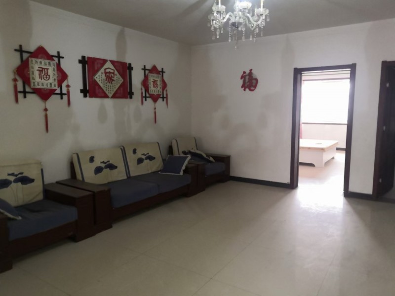 出售北平园苑小区125平，三室两厅，家具家电齐全，拎包入住，紧邻明德小学站，战前（第 1 张）