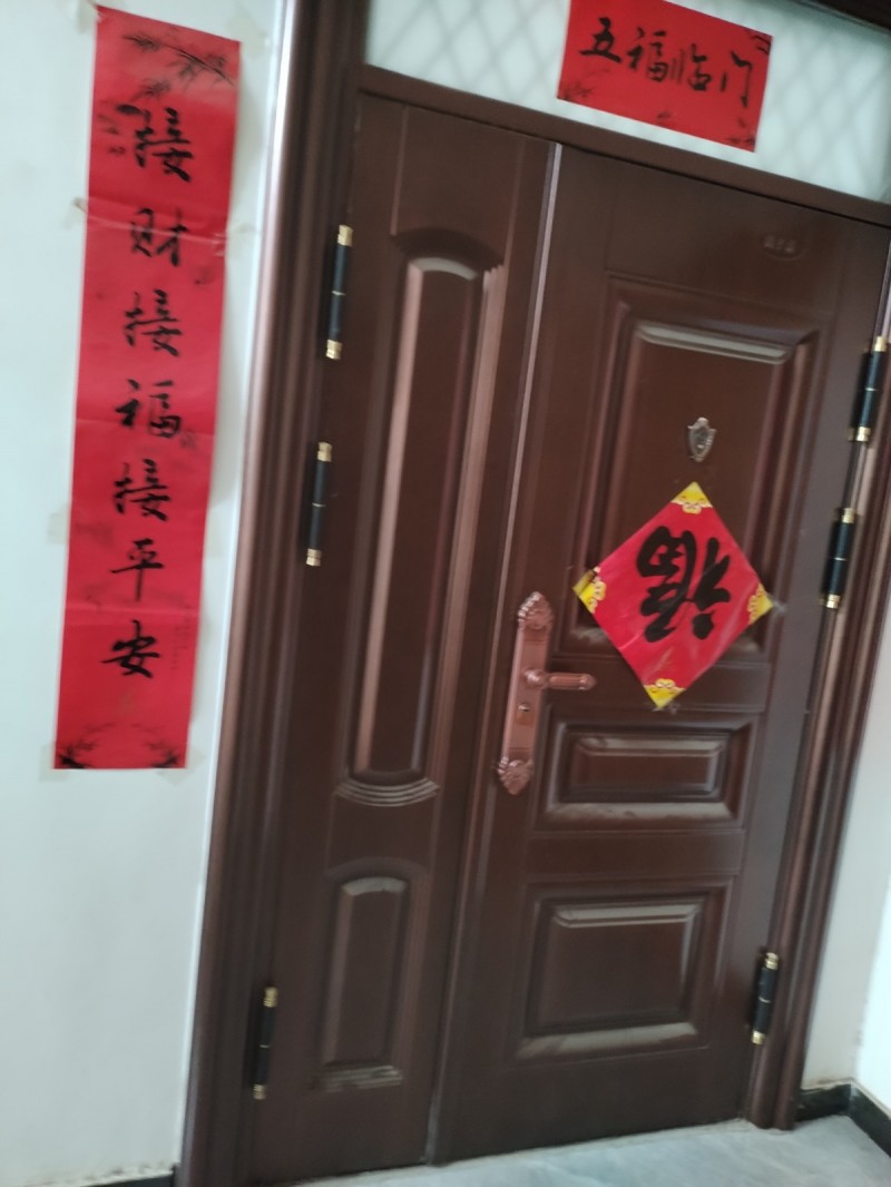 想找大房子的友友们，袁庄大三居，新房单元楼，交通方便，离二中近，天然气热水器家具（第 2 张）