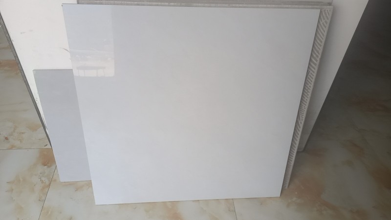 专业粘地板砖，墙砖，抹墙，刮腻子，楼梯，院子，开门洞，等土建零活儿（第 1 张）