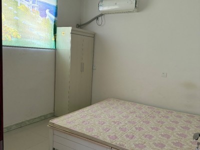 【房屋出租】 1.房东直租，免中介费 2.精装修，拎包入住，独院停车方便 3.户（第 3 张）