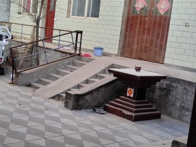 出租二中、实验二、广平大学附近，一团院出租，平方五间，紧邻大路，进出方便，停车方（第 3 张）