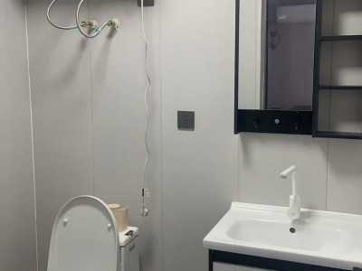 鸿河民宿，日租、月租，内有独立卫生间，热水器、无线网，全自动洗衣机，停车方便。地（第 6 张）