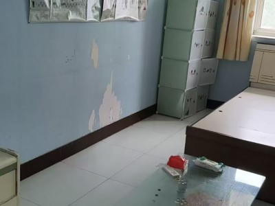 本人有套老小区楼房出租，原工行家属院50平，与（一市小学校）一墙之隔，家电齐全，（第 2 张）