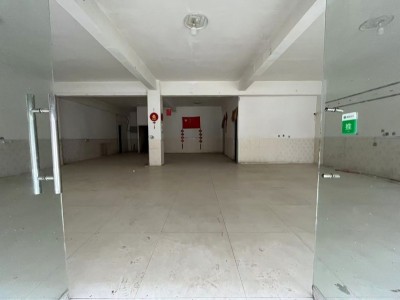 旺铺招租，地理位置优越。位置：成安县乾城花园对面高庄村永安街临街门面，面积：20（第 2 张）