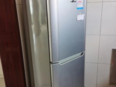 【德磬苑】出租自建房总层四层，出租三楼，水电暖齐全，三室二厅一卫，一百二十平拎包（第 4 张）
