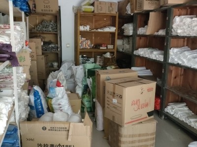 忍痛转让，因孩子外地上学需要陪读，现将经营10年的超市含泪转让，店内所有设备，进（第 4 张）