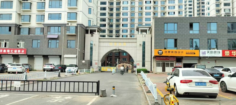 果园路枫景华庭小区临街门市，地上两层带地下室。（第 2 张）
