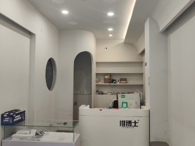 门市转让30-40平方，已装修万达北门对面（第 1 张）