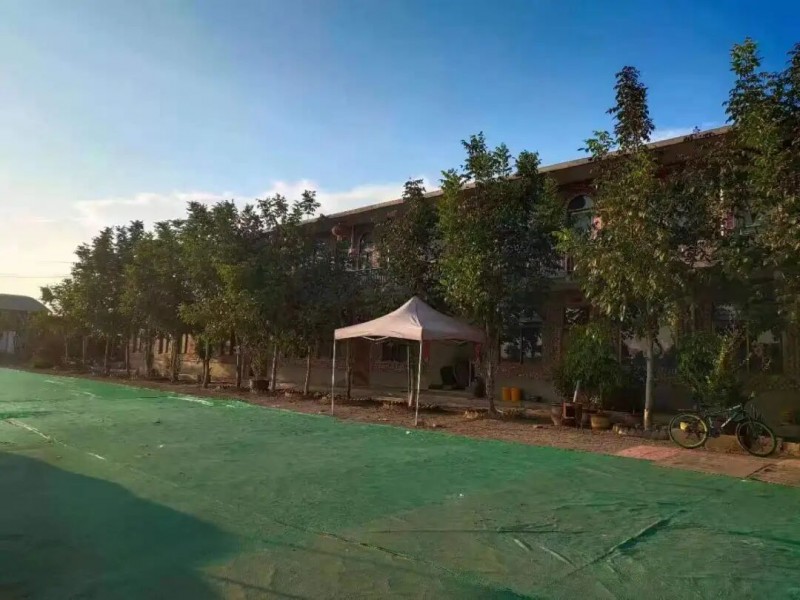 大型场地、仓库对外出售 场地对外出售～ 紧邻在建客运西站，独立大院，有办公楼 仓（第 1 张）