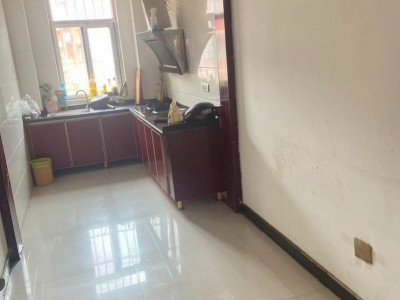 出租:惠民苑小区三室一厅一厨一卫，天然气，近邻七中，县一中，向阳小学，集体供暖，（第 3 张）