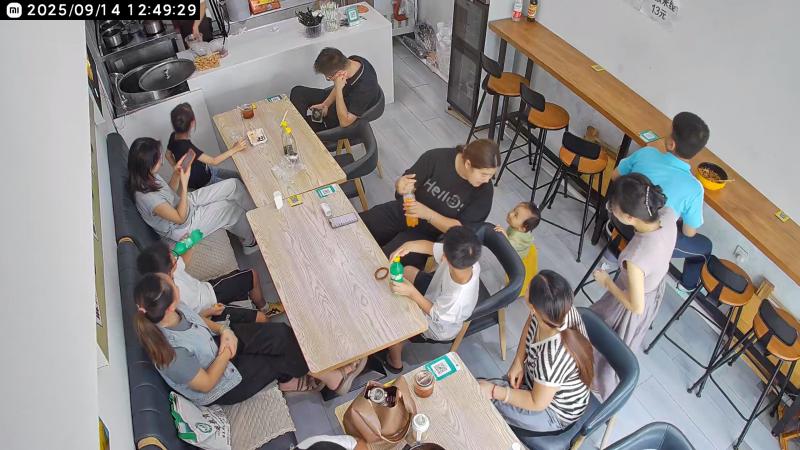 文侯公园西门路上，小茶缸火锅旁边江南三月上海米线转让，可带技术整体转让，空转，房（第 2 张）
