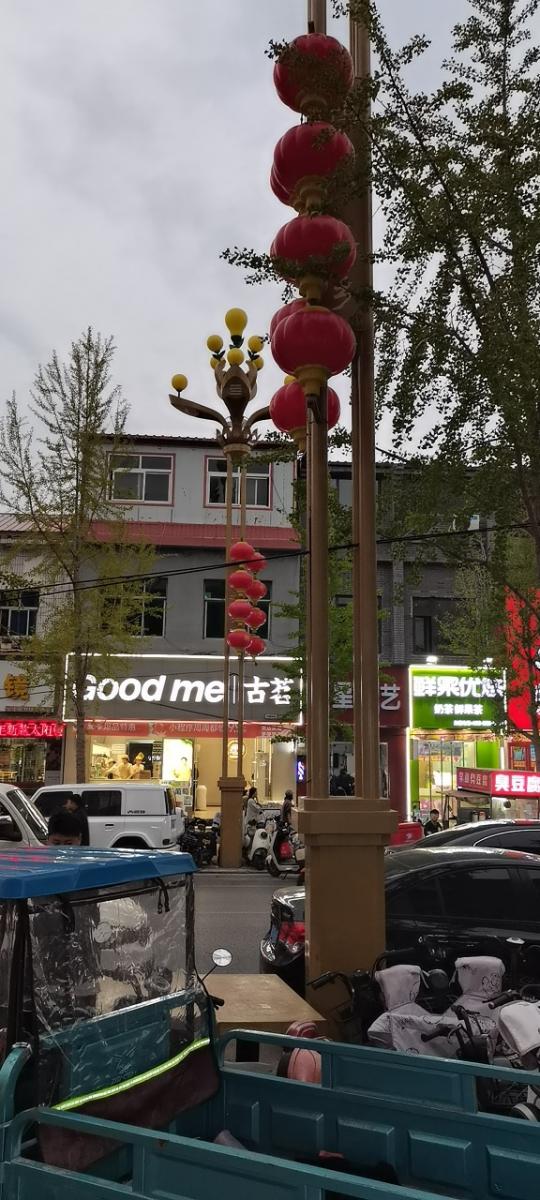 本店店铺升级搬迁 空转 共三层 小吃街北口斜对面 价格电话联系或面议（第 1 张）
