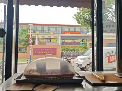 矿业小学对面门市转让，一共30平，2层，一层15平（第 2 张）