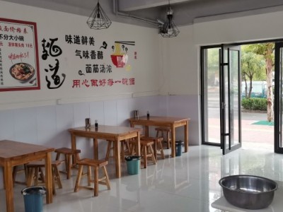 旺铺转让，因个人发展调整，转让精装修150平方面馆，设备齐全，客源稳定，位置优越（第 5 张）