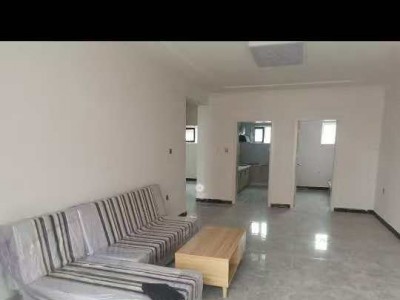 出租成安县二环路便民市场对过，紧邻富康小学，成安人民广场，三室两厅两卫，一楼东户（第 4 张）