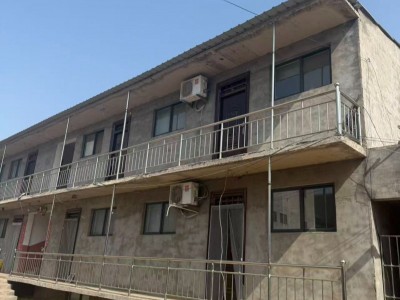 【房屋出租】 1.房东直租，免中介费 2.精装修，拎包入住，独院停车方便 3.户（第 1 张）
