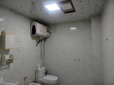 【王庄小区】一楼三室一厅带储藏室年租金7000家具家电齐全领包入住（第 4 张）