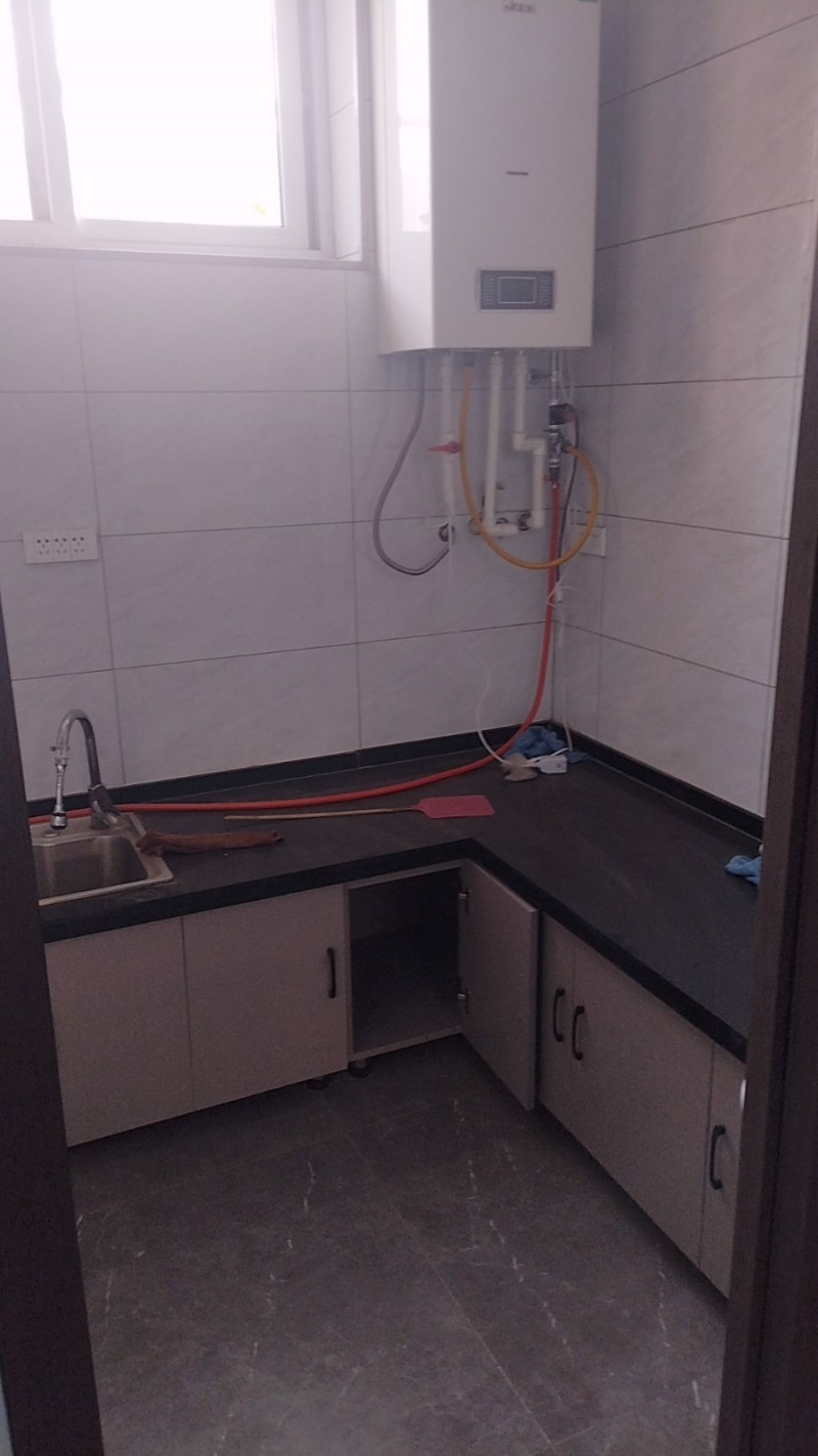 建设街北段，新房源装修好，现对外出租，水电暖齐全，无物业费干扰，停车便利。老人勿（第 4 张）