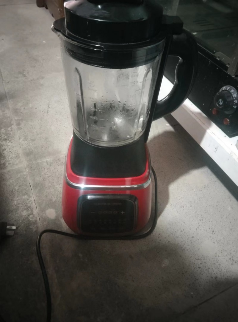 物品出售，展示柜，不锈钢冷冻柜，破壁机，爆汁烤冷面小吃。等等，还有许多，有想要的（第 4 张）