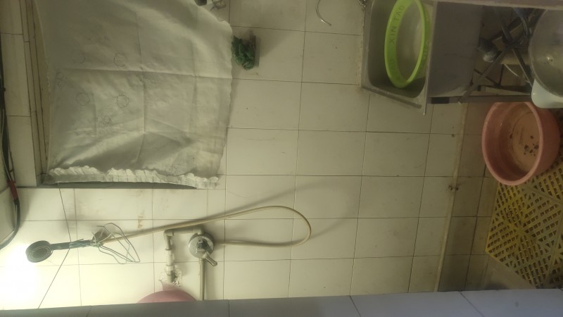 丛台区朝阳路黎明街口西北角，一楼临街门房直租(无转让费)，水电暖齐全，大小门房两（第 7 张）