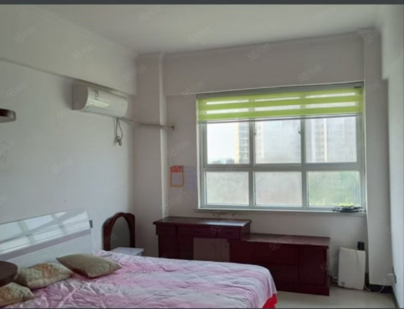 三室两厅一厨一卫，家具家电齐全，拎包入住免物业费，停车费（第 4 张）