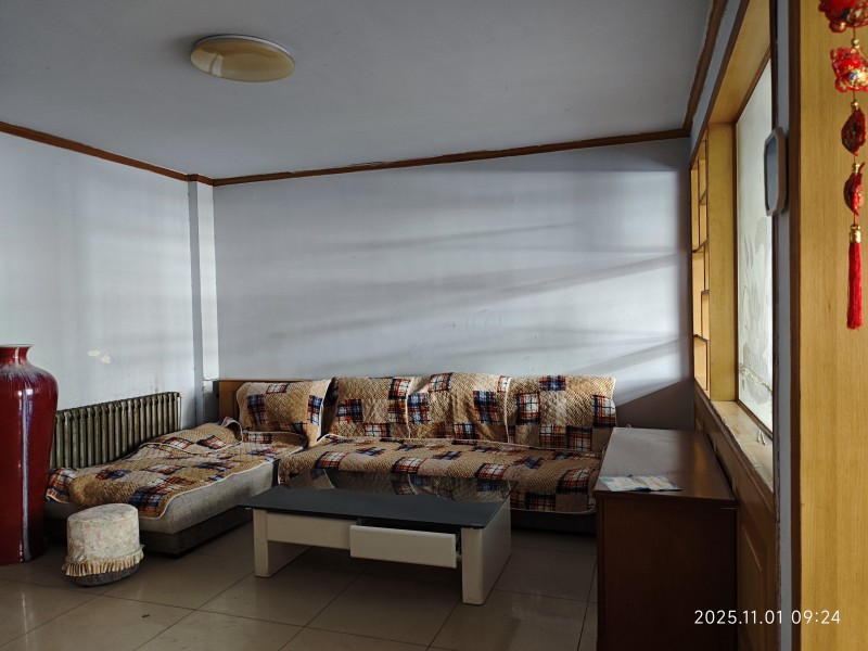 出租：明珠广场南市农行家属院104平
2楼，3室2厅1卫，步行梯，阳光好，南北（第 1 张）