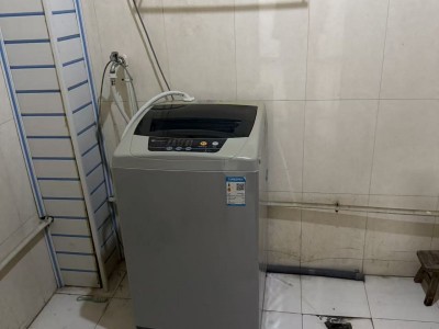 建设街环保家园出租，三楼，三室两厅两卫，三个空调，地暖，家具家电齐全，另有车库可（第 6 张）