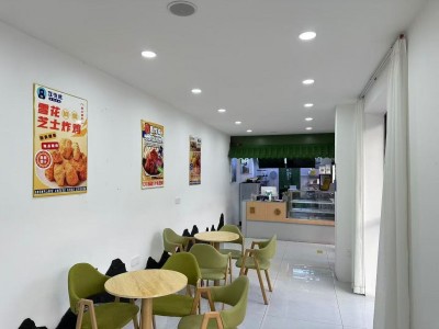 肥乡区 建安路兴华街口炸鸡店 【面积】55平纯一层 【租金】2500元/月 【详（第 1 张）