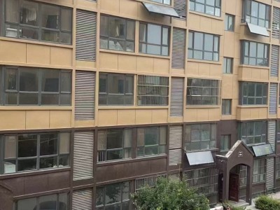 出售怡鑫园小区，三室两厅两卫南北通透七层电梯洋房现房即买即住。（第 2 张）