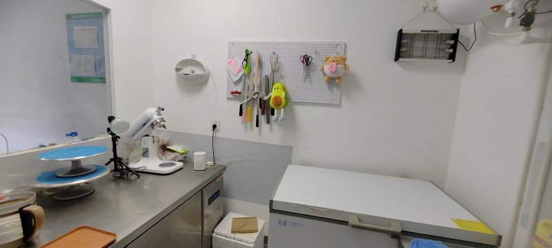 转让门店：
营业中－烘培店在 邯郸 复兴区 锦玉中学附近。
客源稳定，可以随（第 2 张）