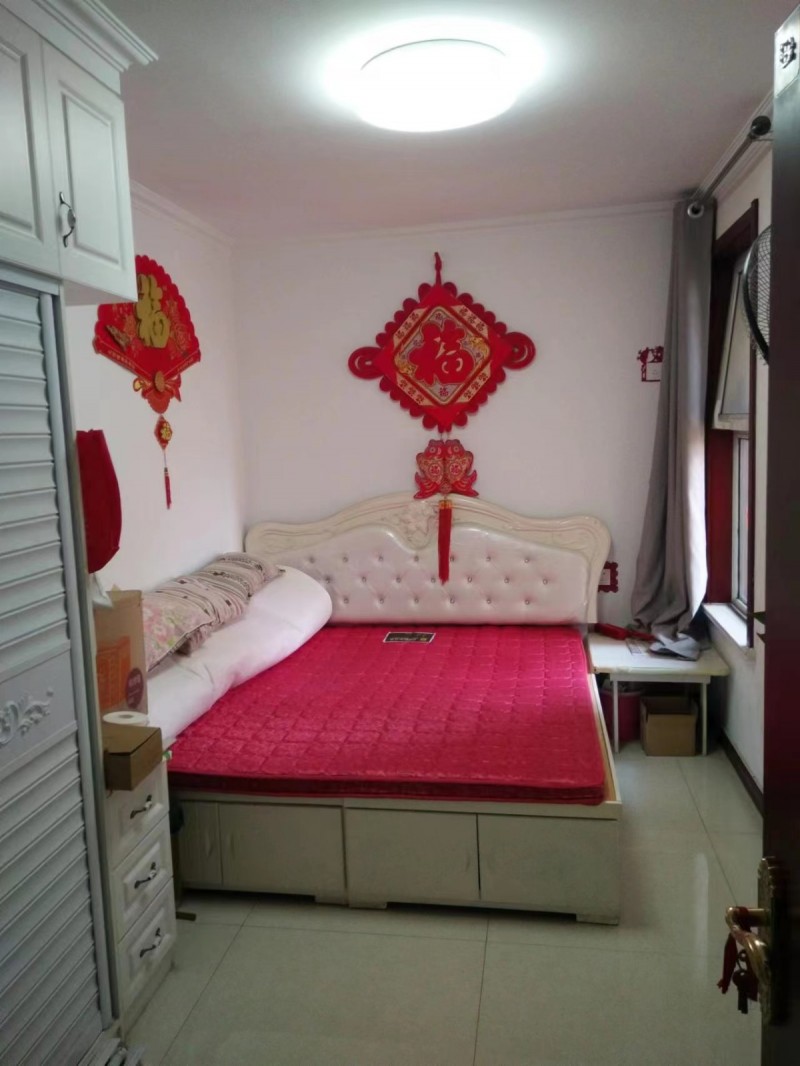 【赵都新城10号地揽和园】3室一厅家具家电齐全，拎包入住，1900每月包括物业费（第 3 张）