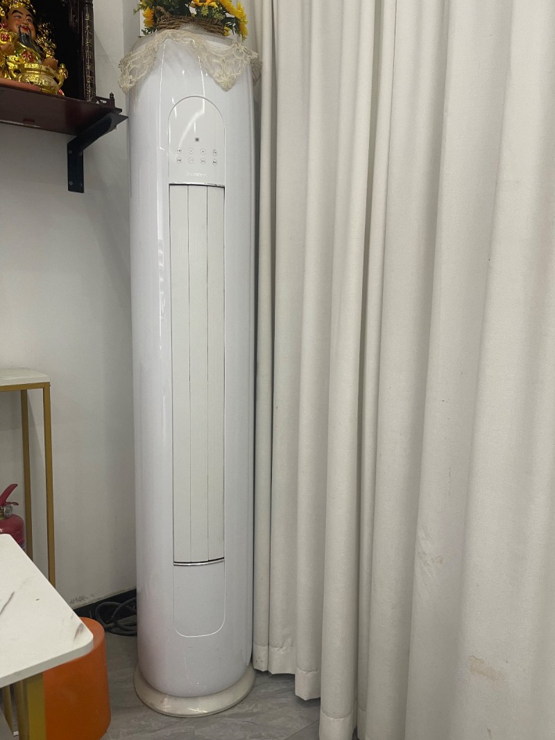 低价出售两台75格力空调，九九新，没怎么用过。自提。需要的联系。（第 1 张）