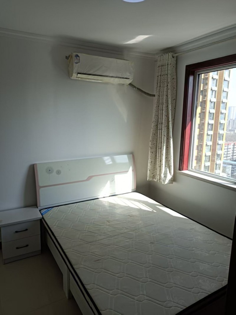 金世纪新城16层85平方，紧邻展览路小学，曙光路小学，新世纪广场，超市，丛台广场（第 5 张）