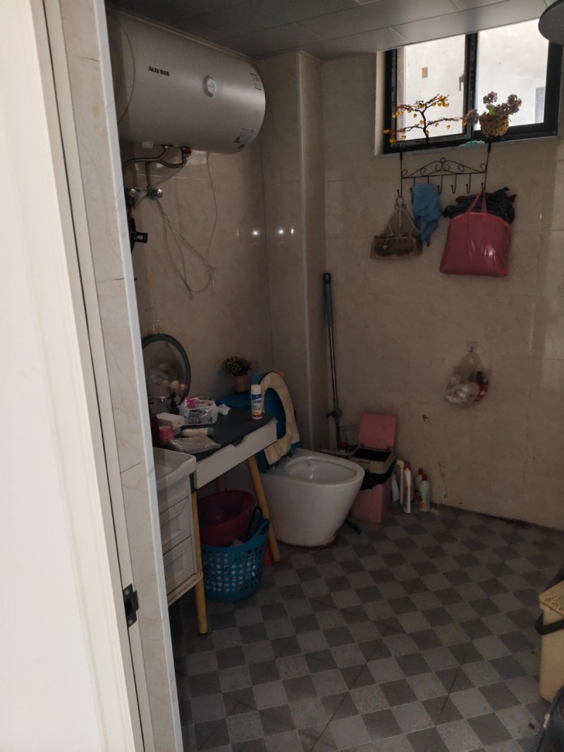 刘懂村自建小区房出租，3室2厅2卫空调取暖，制冷带热水器，洗衣机，位置在赵王不夜（第 3 张）