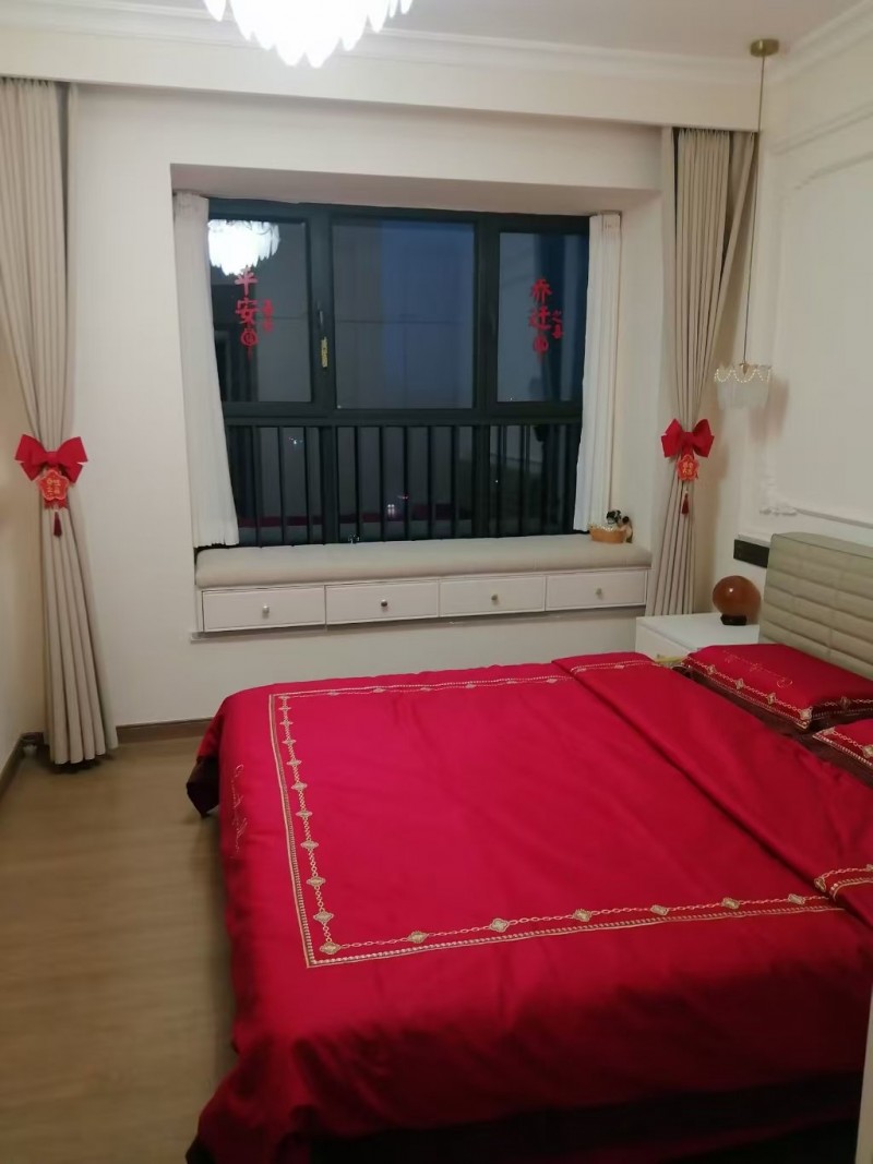 出租美的剑桥郡一期16号楼126平三居室房子，租金一个月2100元，精致装修，三（第 2 张）