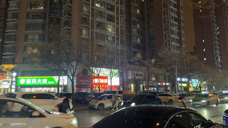 邯郸市丛台区从台北路98号德宜盛北京烤鸭商铺再好吃一条街路口对面华莱士旁边。 3（第 2 张）