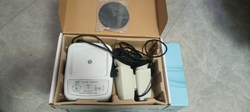 几乎全新弱视综合治疗仪，型号SK-A4S，2024年3月产，原包装都在，配件齐全（第 3 张）