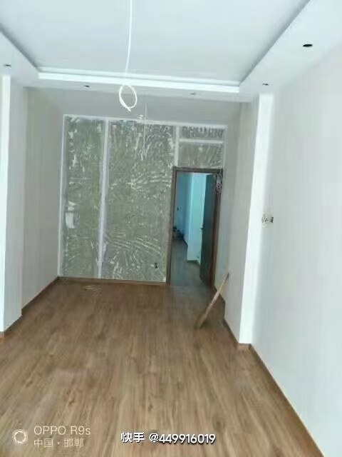 出租门面房60平方，带地下室140平，已装修，没有转让费，百花大街与凯旋路交叉路（第 2 张）