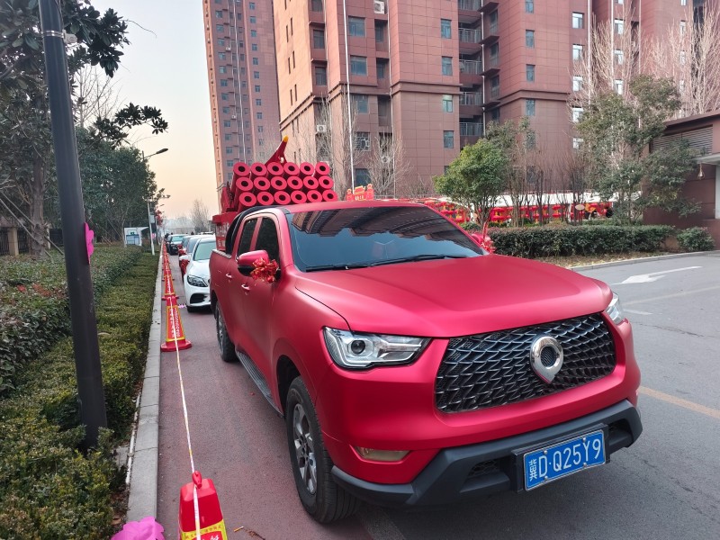 出租婚礼礼炮车红车红炮，长城炮，宝马六系，路虎揽胜奥迪A6
奔驰E300（第 8 张）