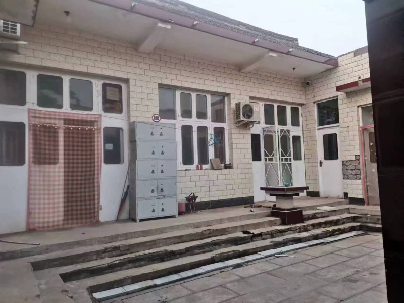 西关奶奶庙十字路口东行100路北过道，东边第二户，地皮3分5，有文书（第 3 张）