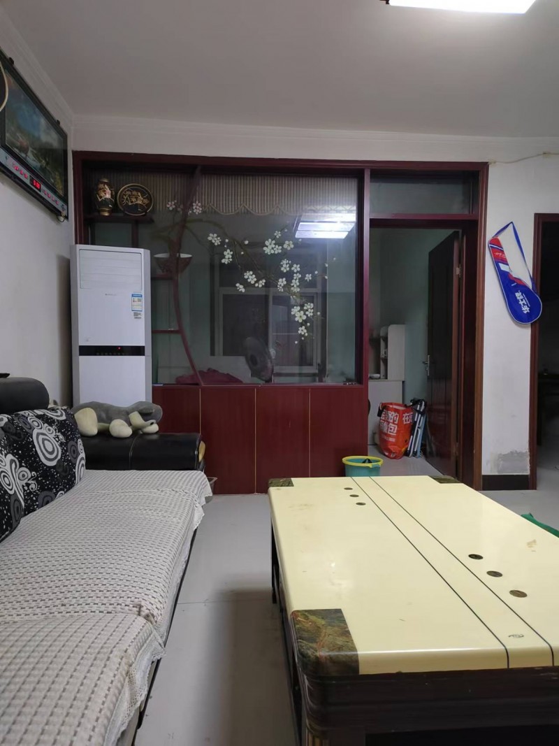 楼房二楼出租玻璃厂家属楼，三室两厅一卫，家具家电齐全，拎包入住，带储藏小房，价格（第 2 张）