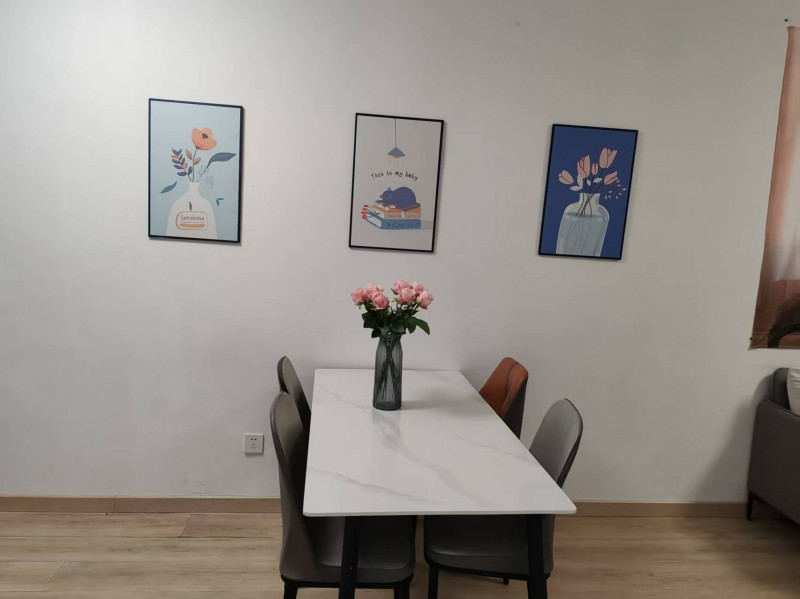出租康德稽山邯郸道附近电梯两室两厅家具家电齐全拎包入住（第 3 张）