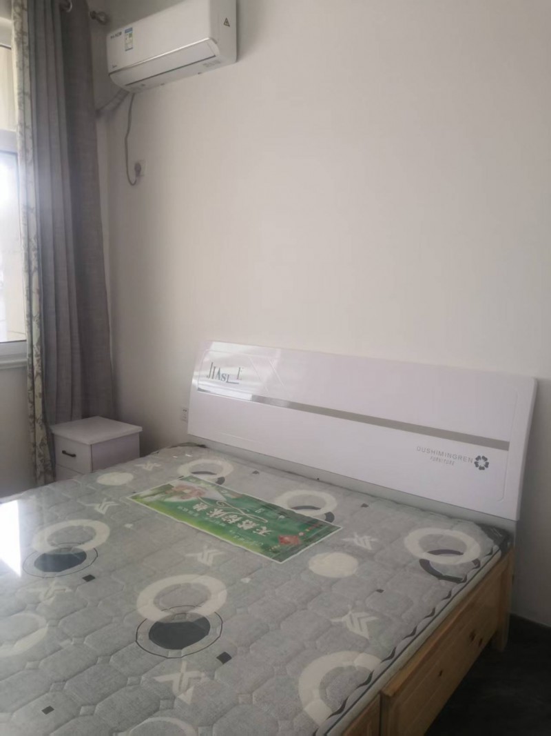 南堡崔村紧邻华耀城出行方便水电齐全两室一卫一客厅新房（第 4 张）